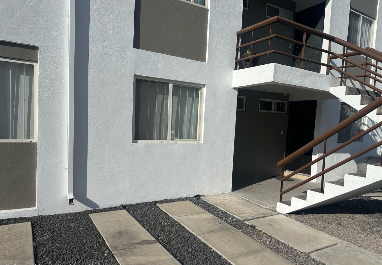 Foto exterior entrada al departamento