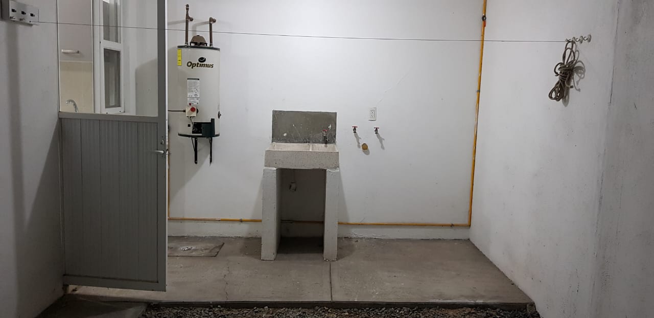 Foto área de servicios desde el patio